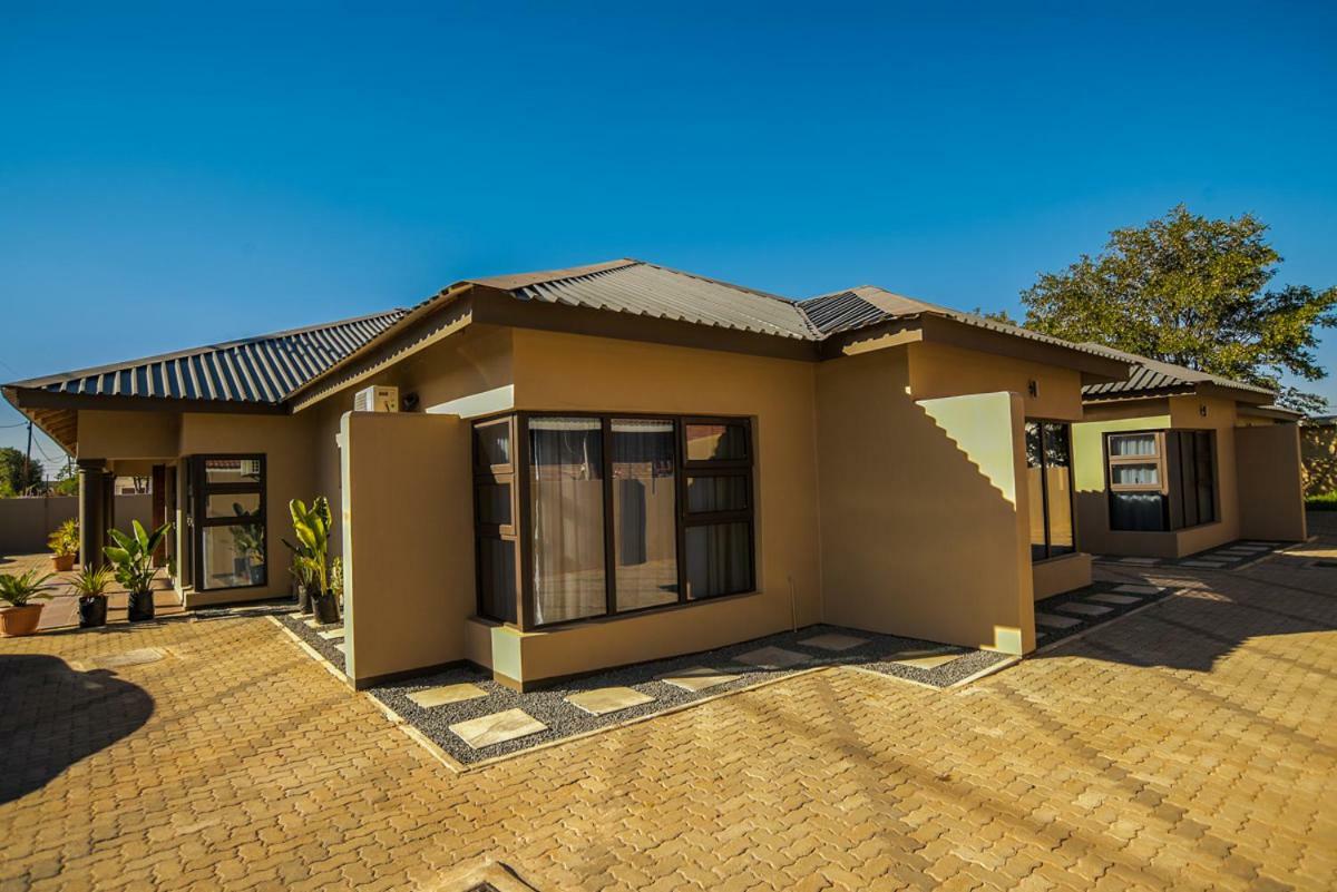 Peaconwood Boutique Villa Palapye Exterior photo
